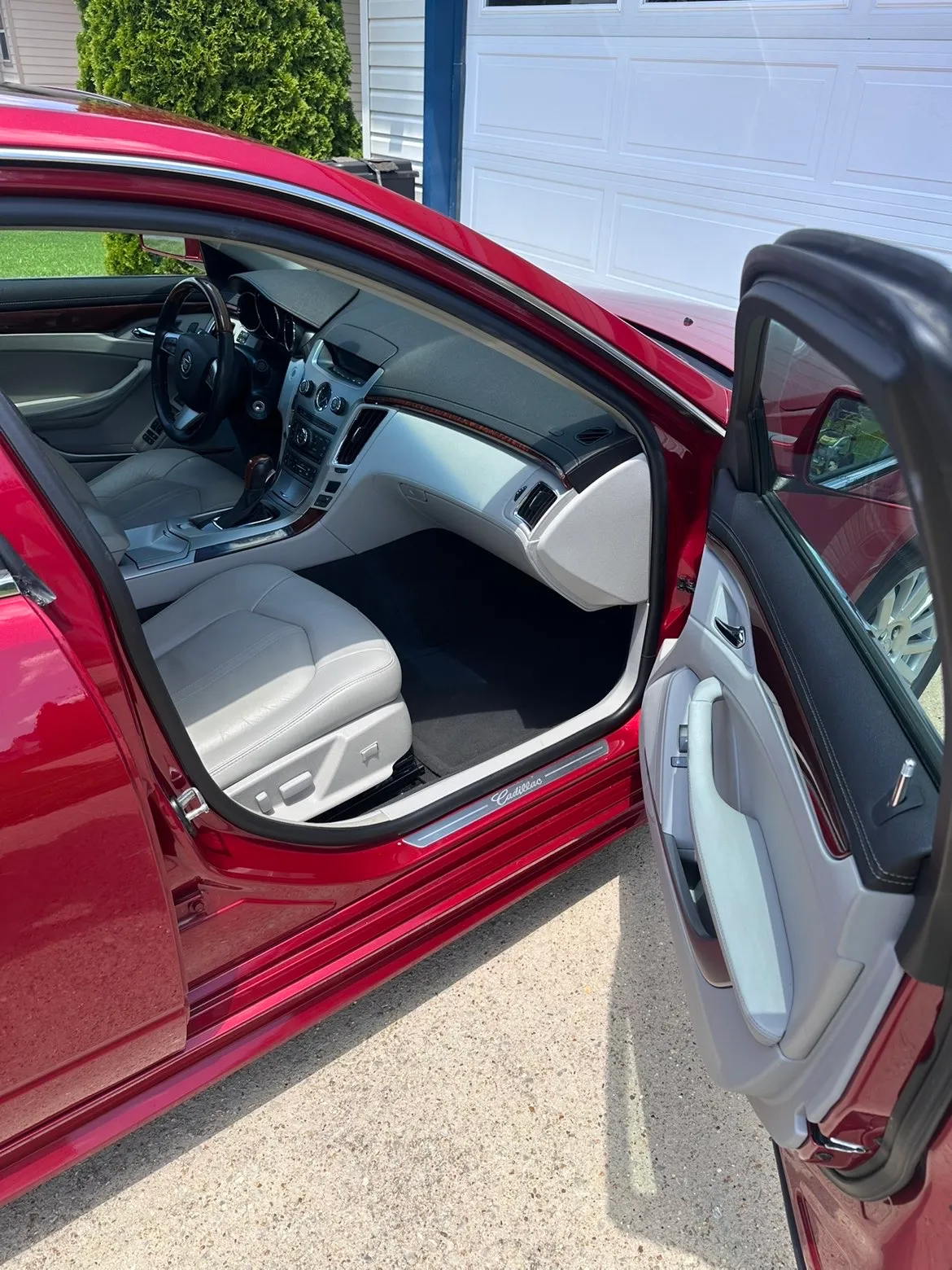 Red vehicle detail